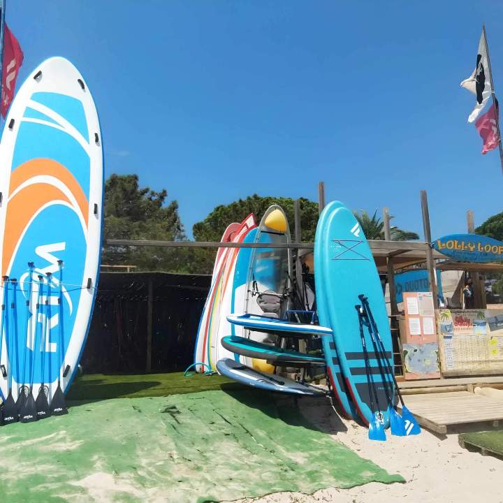 Location paddle board Lecci